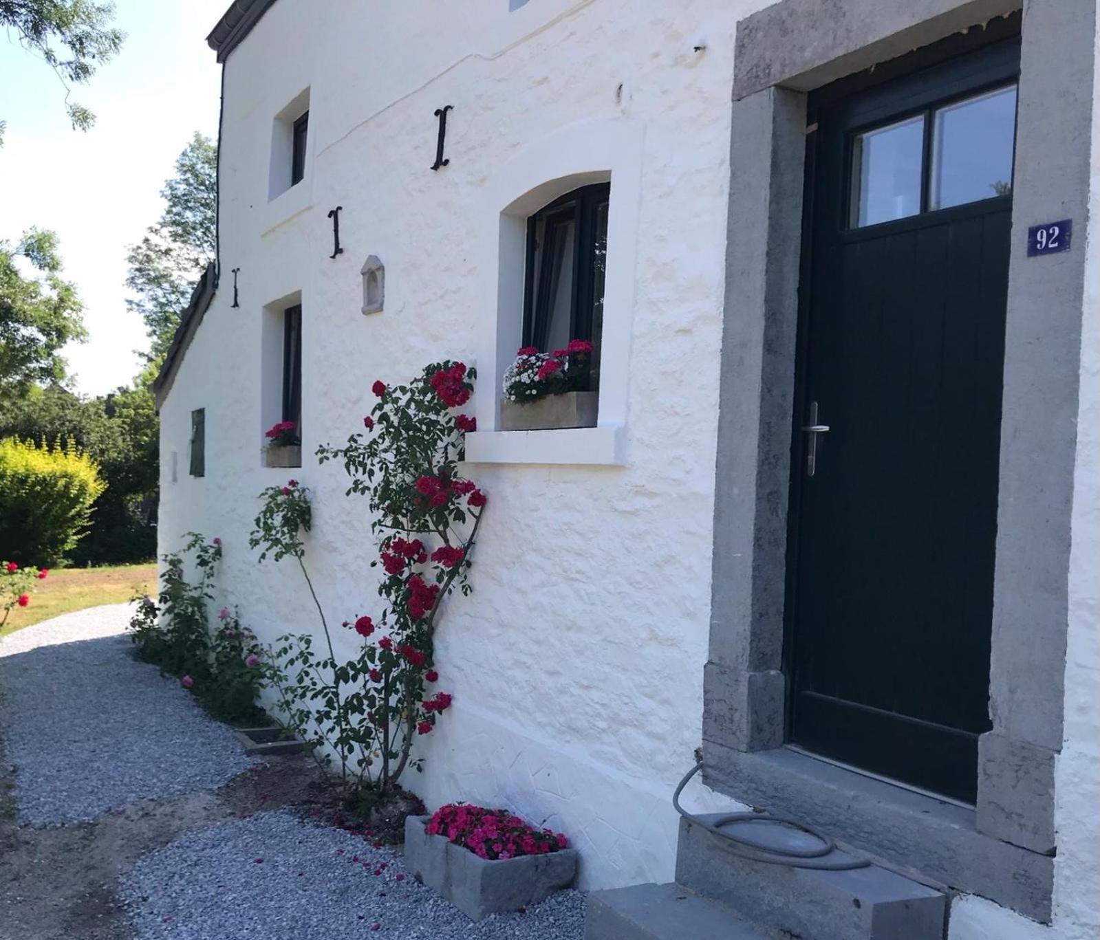 La Petite Maison Blanche Wanze Buitenkant foto
