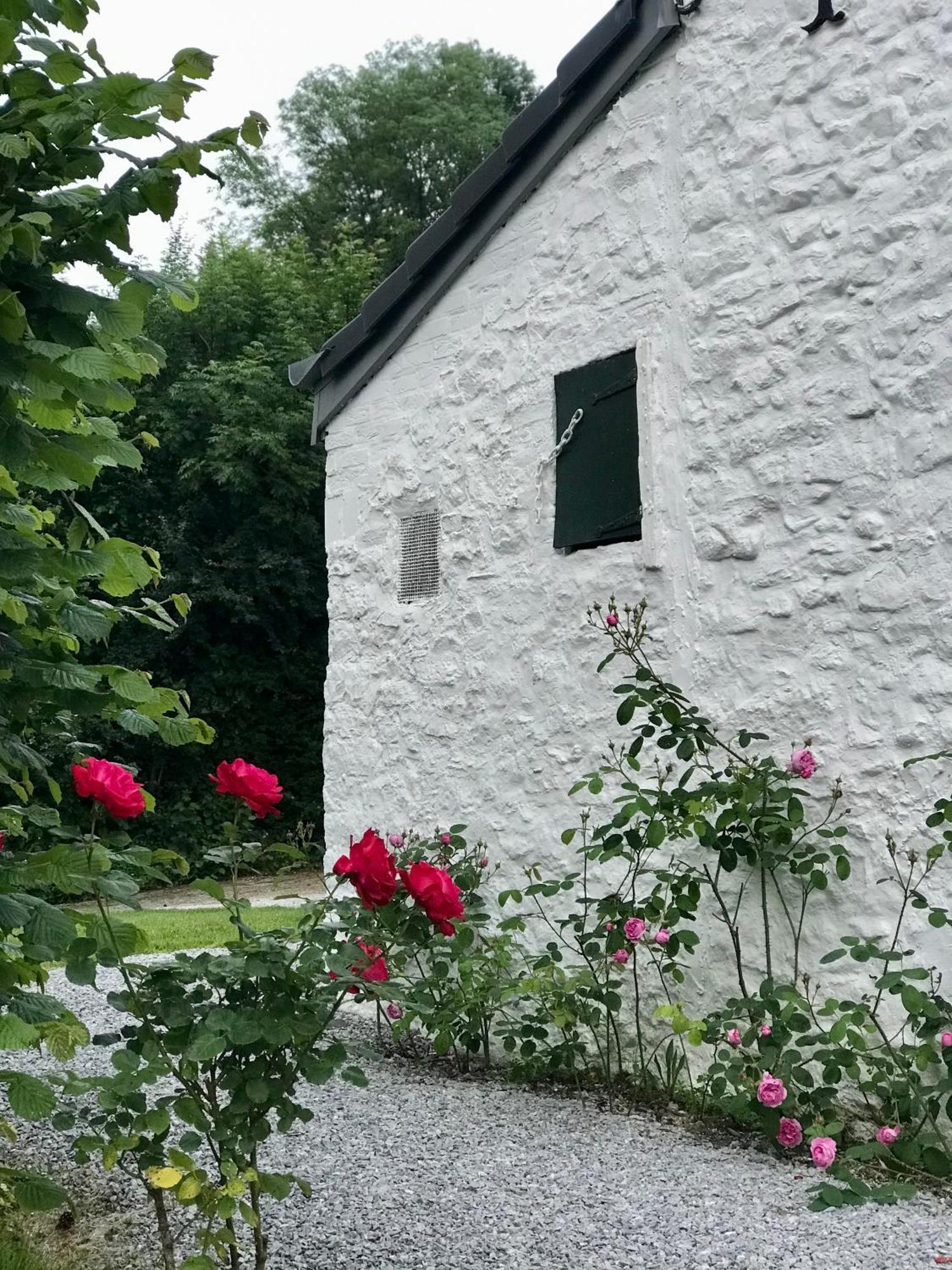 La Petite Maison Blanche Wanze Buitenkant foto