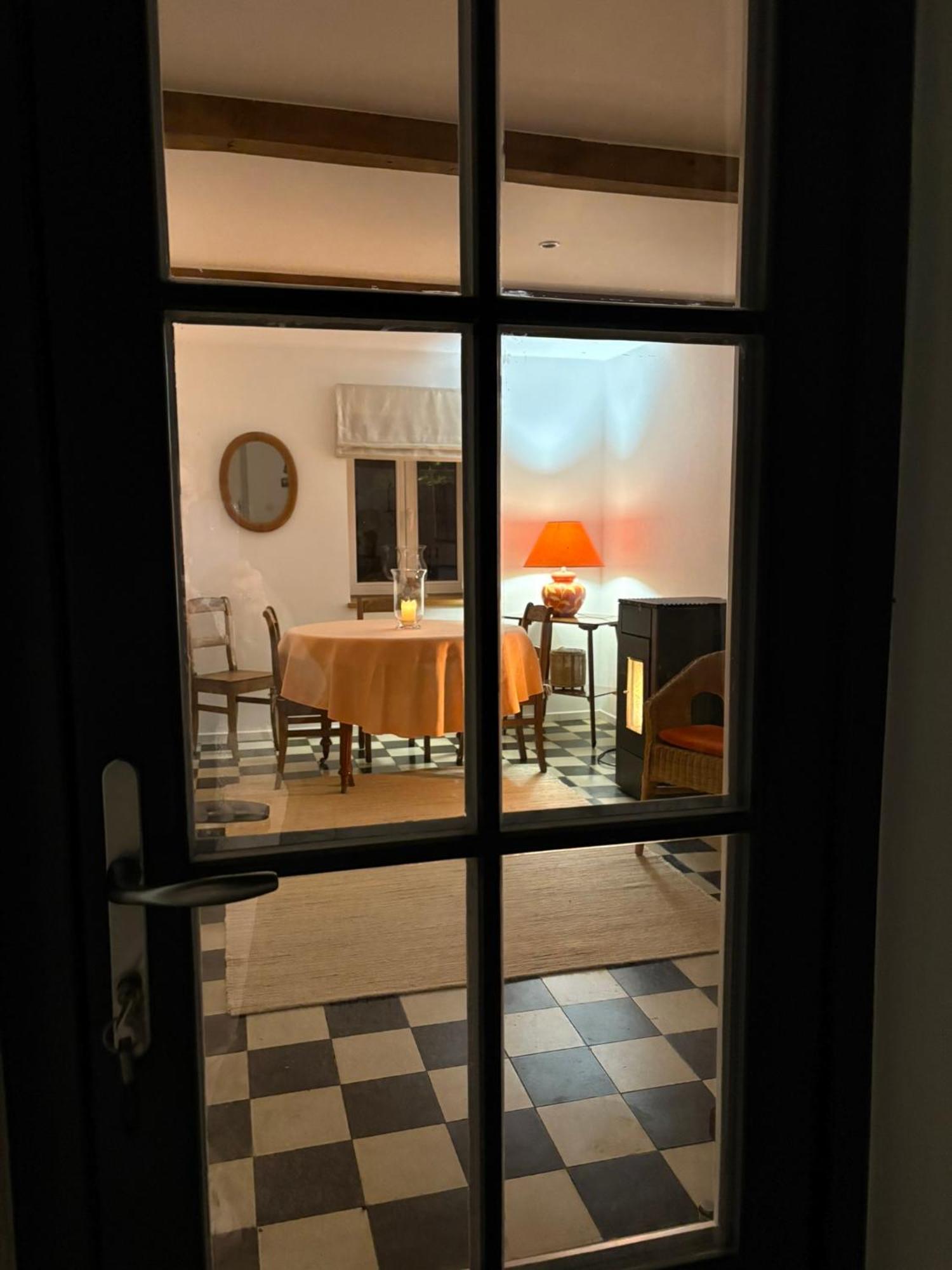 La Petite Maison Blanche Wanze Buitenkant foto